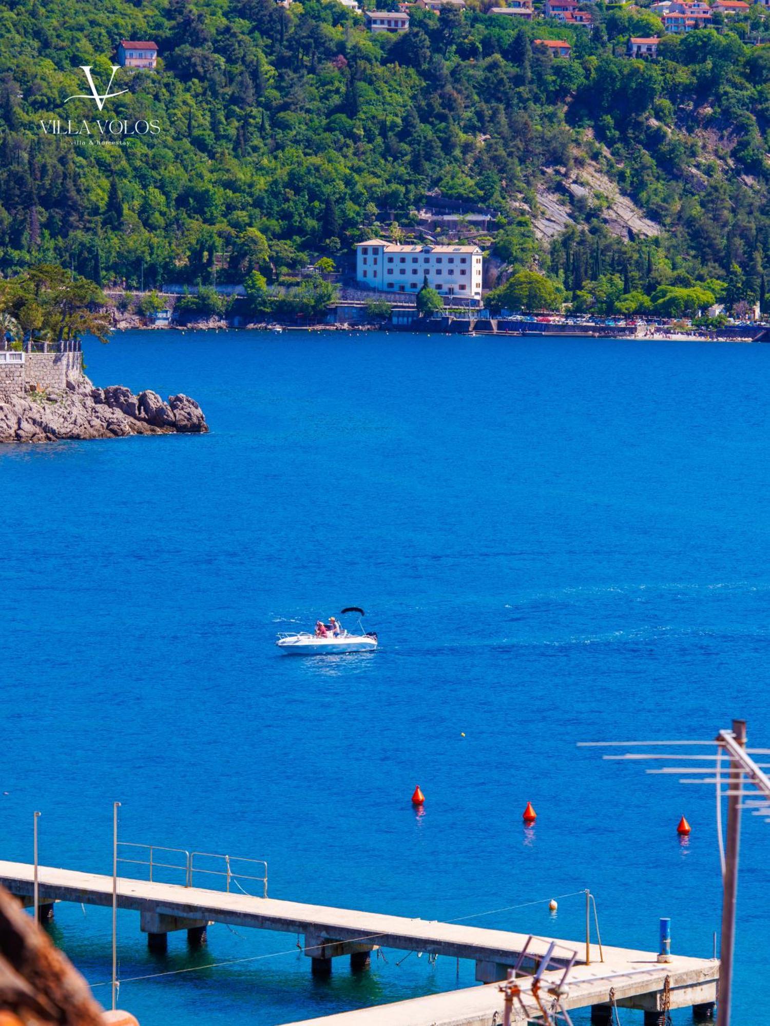 Volos Karmen With Roof Terrace, Sea View, Free Private Parking Lägenhet