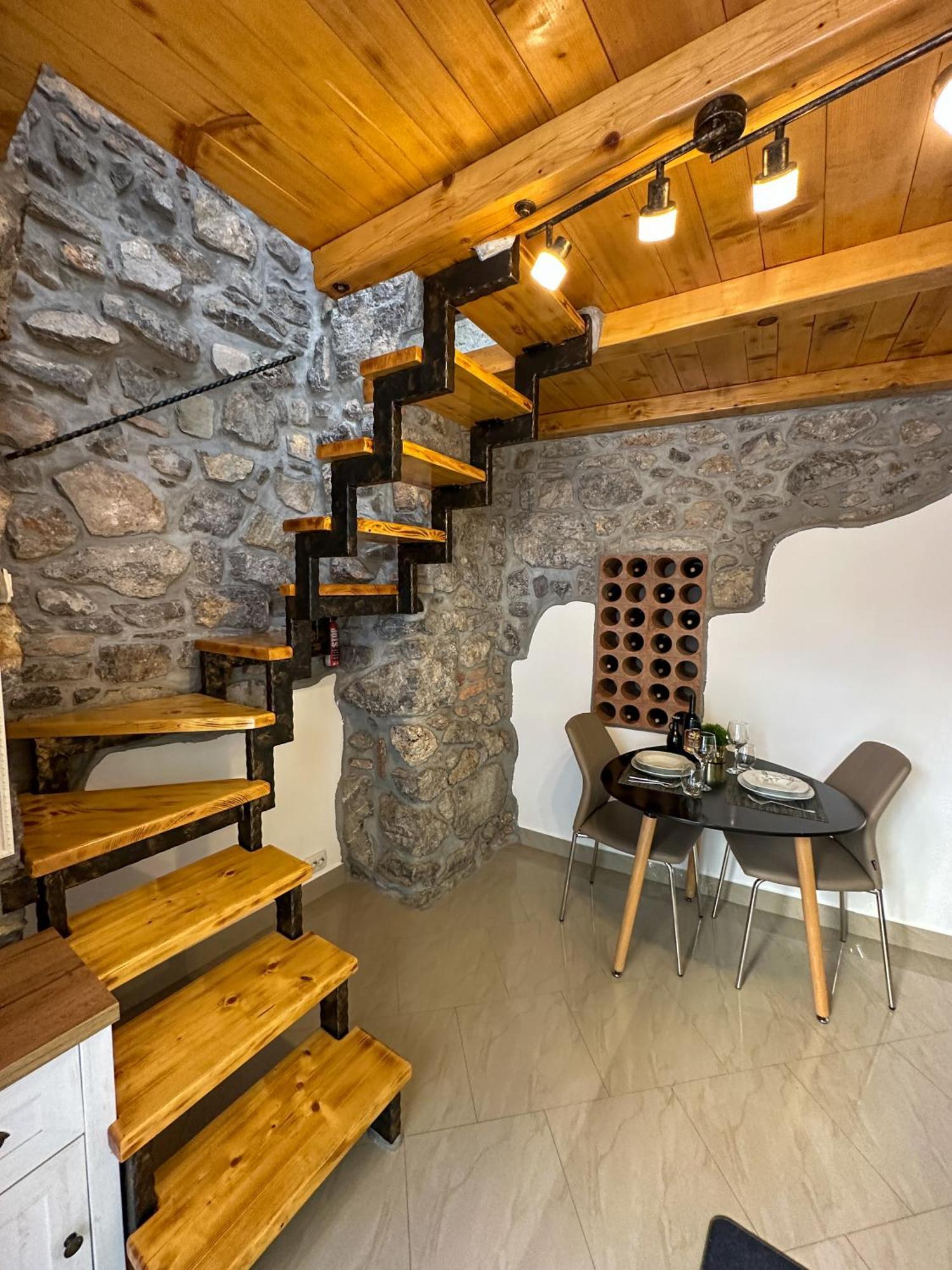 Volos Karmen With Roof Terrace, Sea View, Free Private Parking