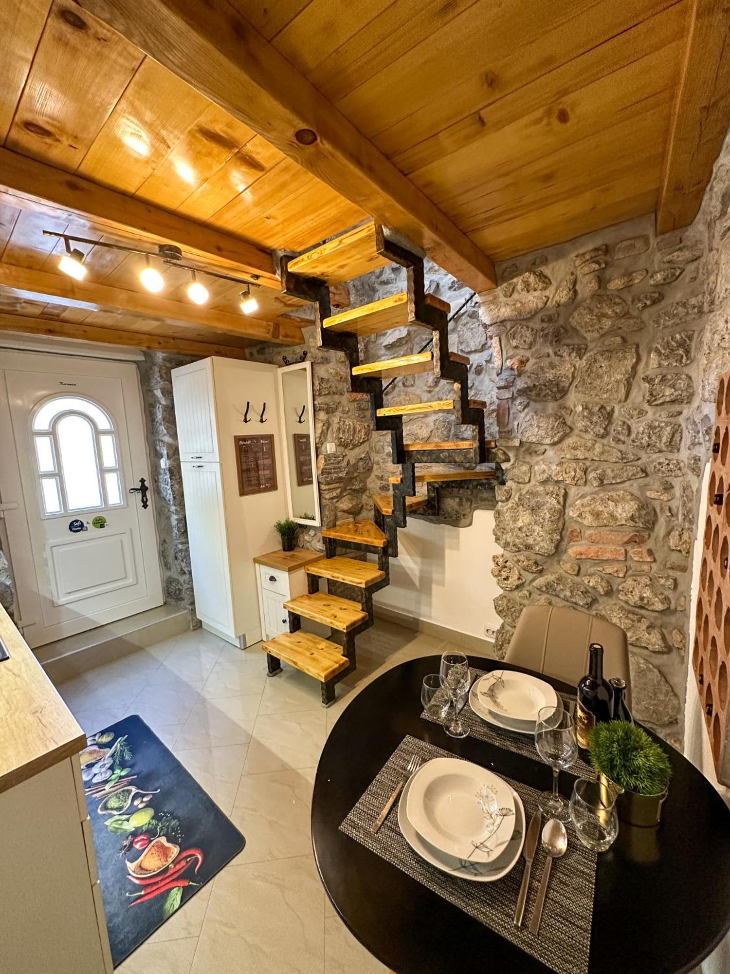 Apartman Volos Karmen With Roof Terrace, Sea View, Free Private Parking